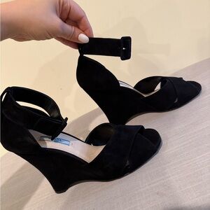 Elegant Black Wedge Sandals